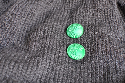 green buttons